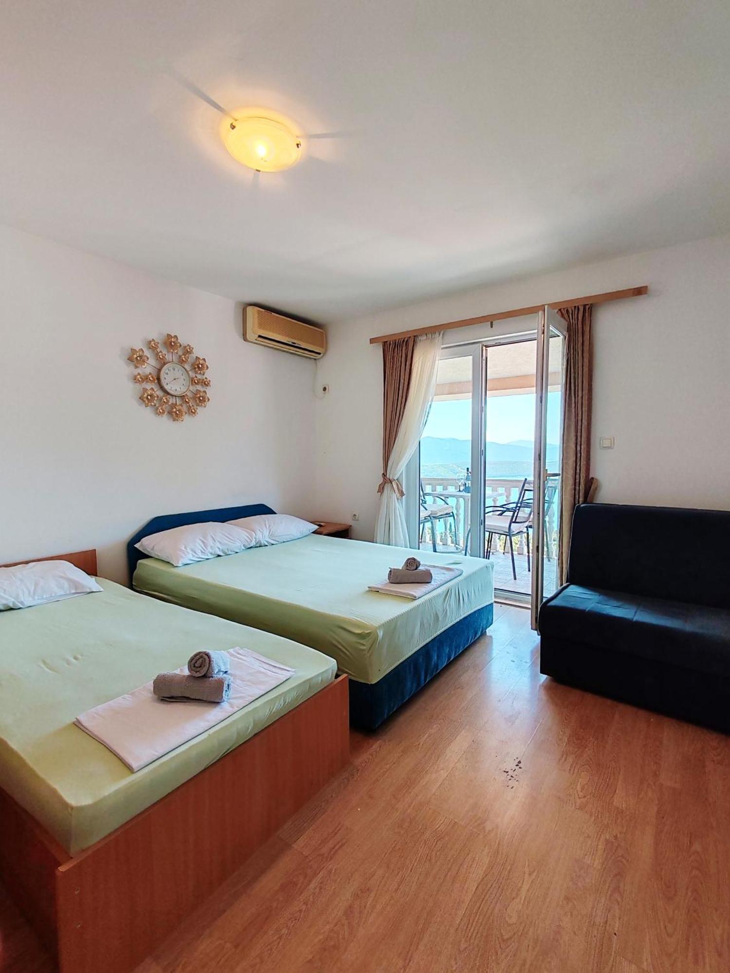 Apartment & Rooms Tempera نيوم المظهر الخارجي الصورة