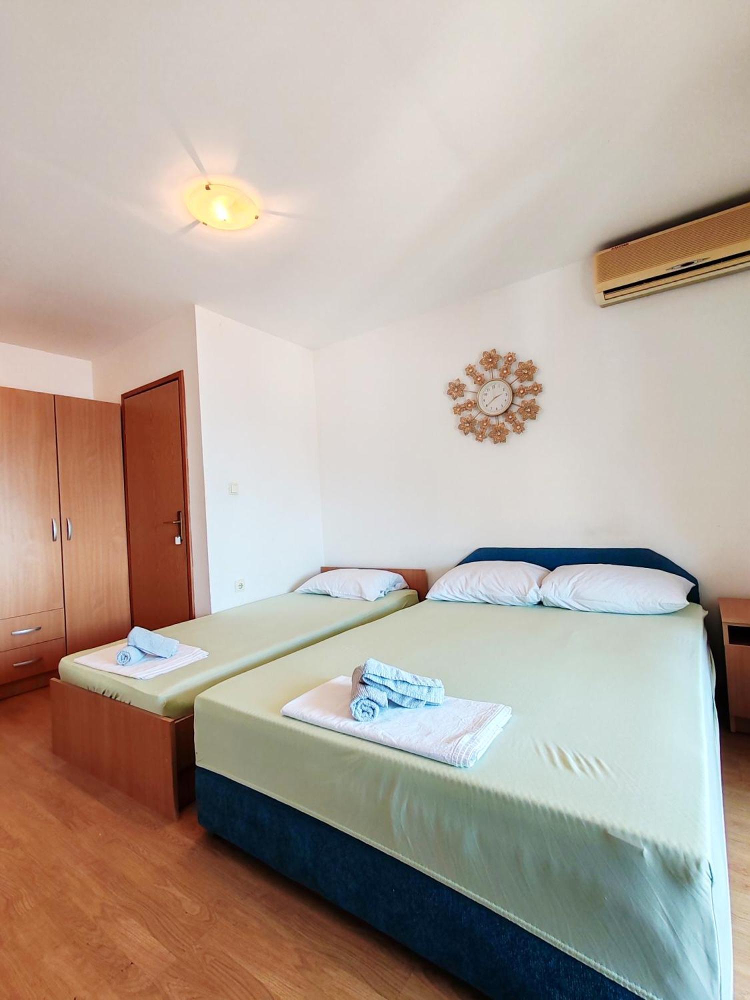 Apartment & Rooms Tempera نيوم المظهر الخارجي الصورة